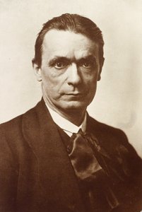 Filozof ve ezoterikçi Rudolf Steiner